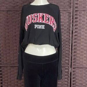 Black Victoria's Secret PINK Nebraska Huskers raw-cut hem crop sweater
Size S.